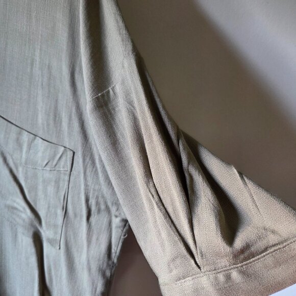 EUC LIKE NEW MOA MOA V NECK LOOSE FITTING SHIRT TOP SIZE LARGE - Picture 4 of 15